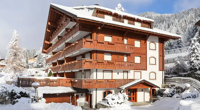 Holiday home in Huémoz