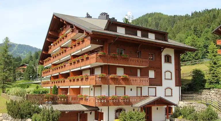 Holiday home in Huémoz