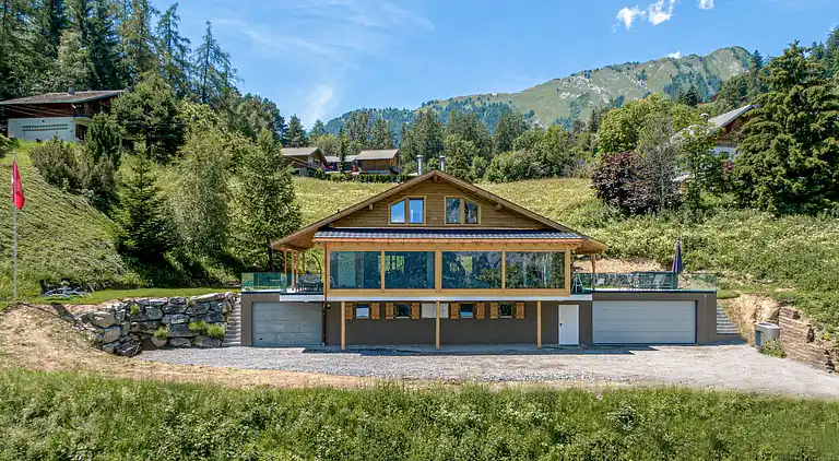 Holiday home in Chamoson