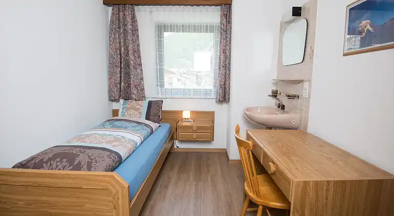 Holiday home in Saas-Grund