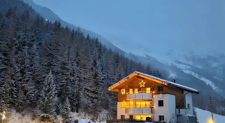 Holiday home in Saas-Grund