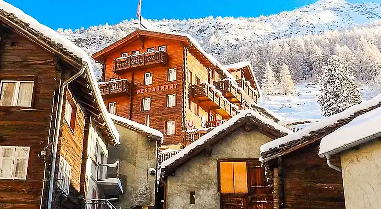 Holiday home in Saas-Grund