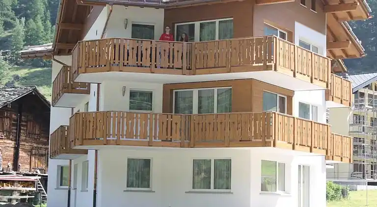 Holiday home in Saas-Grund