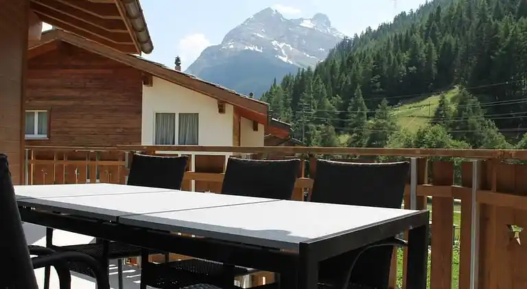 Holiday home in Saas-Grund