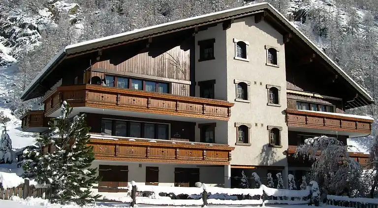 Holiday home in Saas-Grund