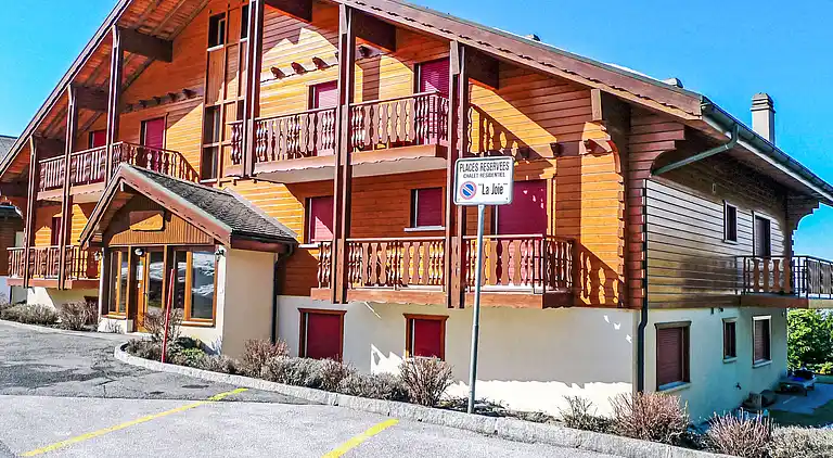 Holiday home in Lens