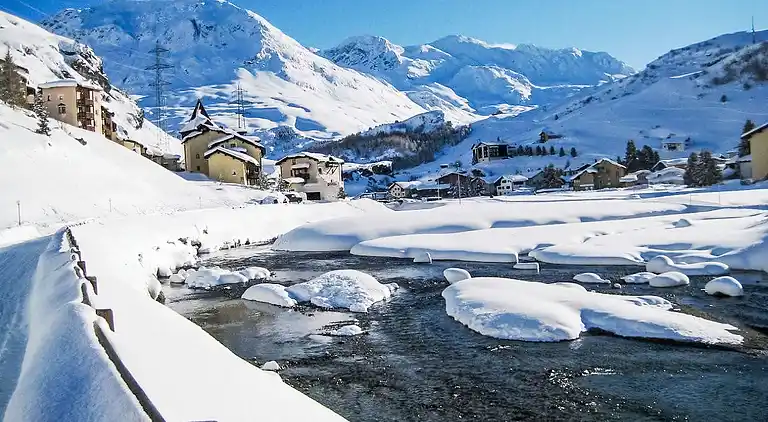 Holiday home in Surses