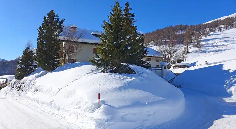 Holiday home in Madulain