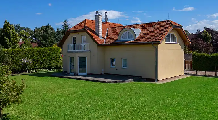 Ferienhaus in Dolní Chabry