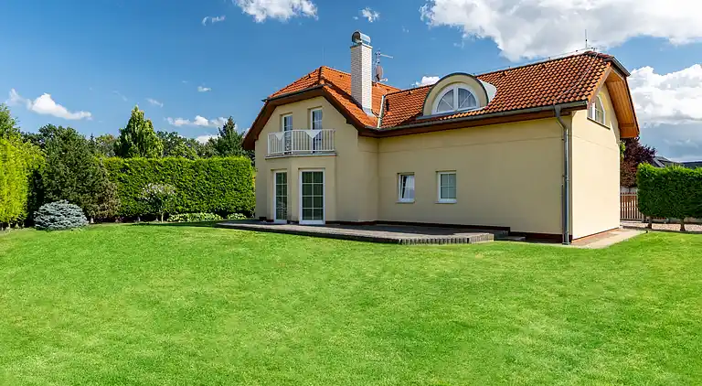 Ferienhaus in Dolní Chabry