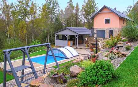 Cottage in Lažišťka