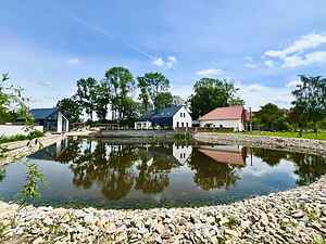Landsbyhus i Prostý