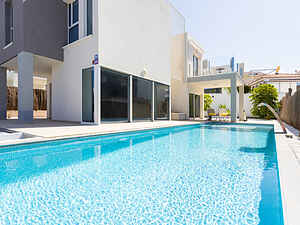 Villa in Callao Salvaje