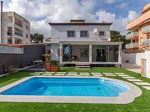 Villa in Mont-roig del Camp