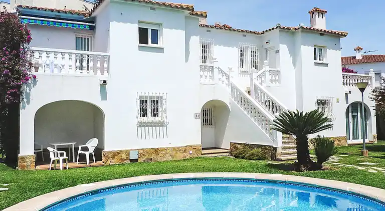 Holiday home in Oliva