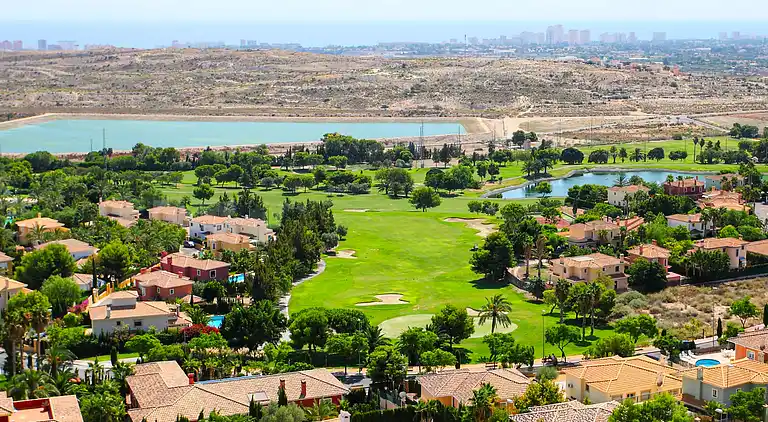 Holiday home in Alicante