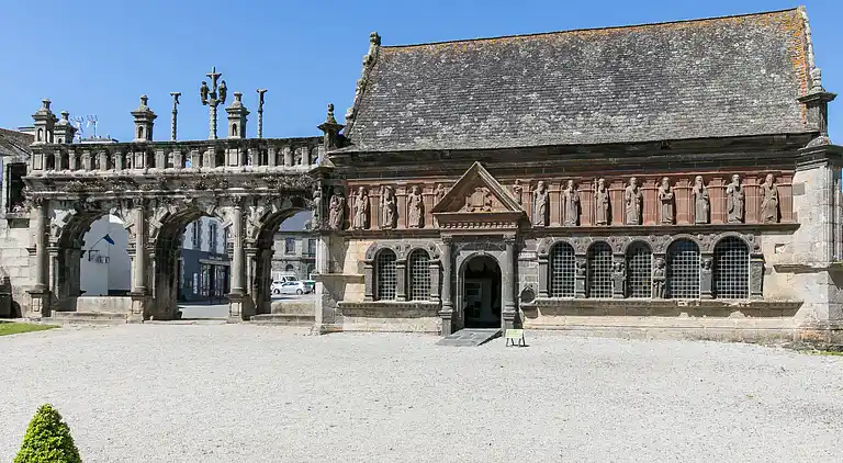 Holiday home in Sizun