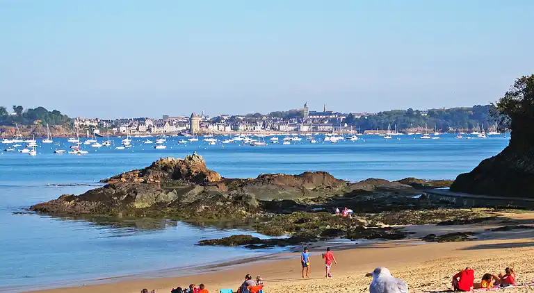 Holiday home in Saint-Lunaire