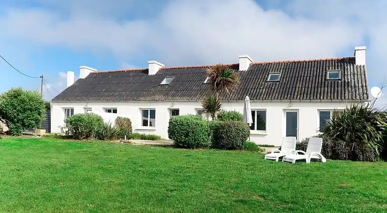 Holiday home in Peumerit