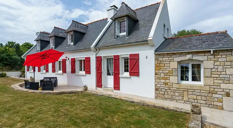 Holiday home in Peumerit