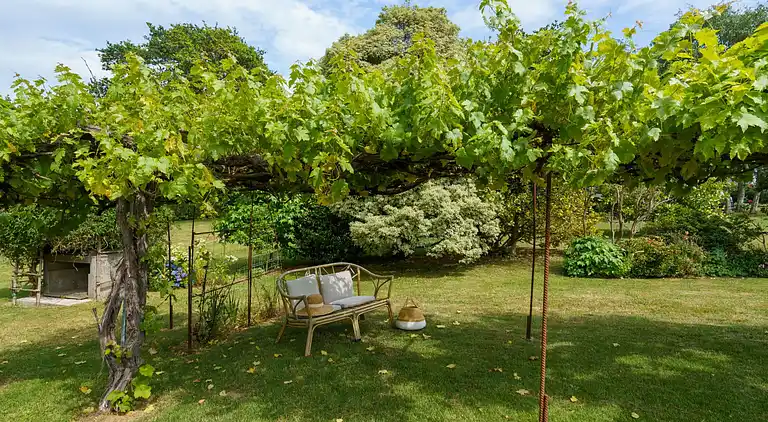 Holiday home in Peumerit