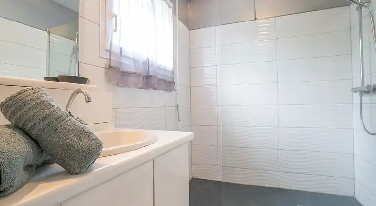 Holiday home in Saint-Pol-de-Léon