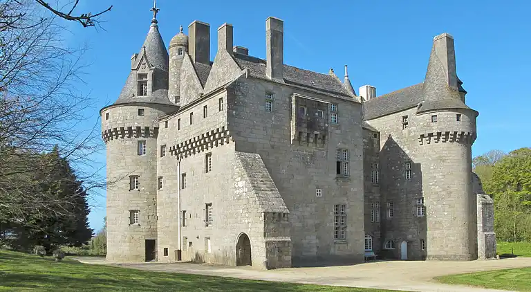 Holiday home in Saint-Pol-de-Léon