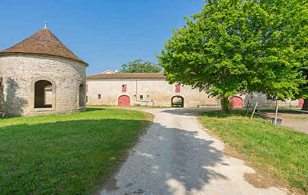 Cottage in Breuillet