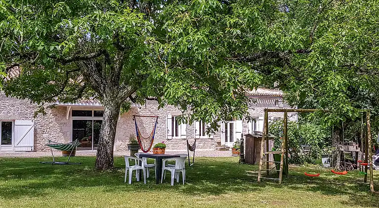 Feriebolig i Nastringues