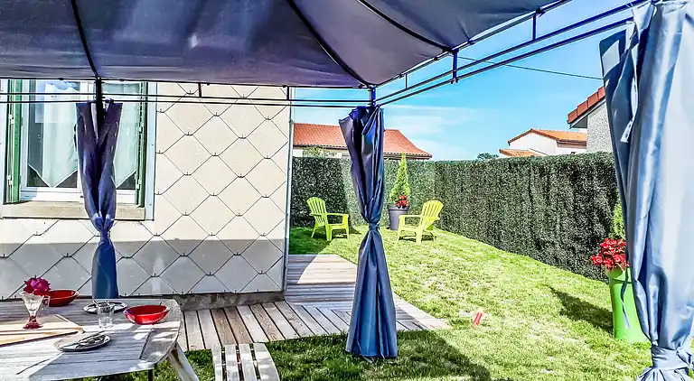 Holiday home in Champs