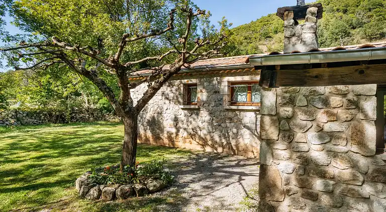 Holiday home in Loubaresse