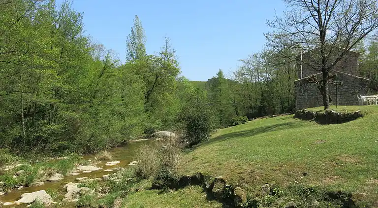 Holiday home in Faugères
