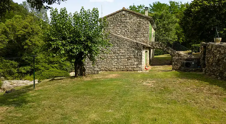 Holiday home in Faugères