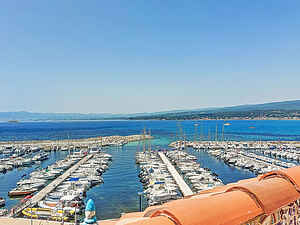Holiday home in Saint-Cyr-sur-Mer