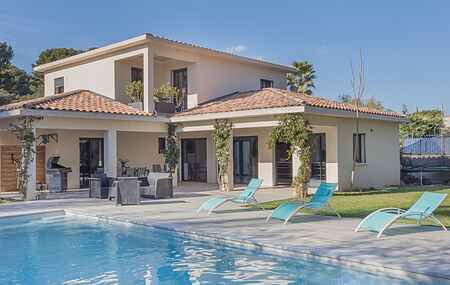 Hytte i Saint-Cyr-sur-Mer