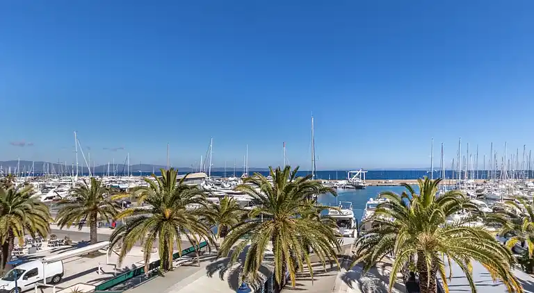 Holiday home in Le Port