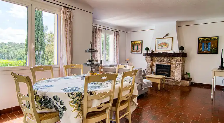 Holiday home in Entrecasteaux