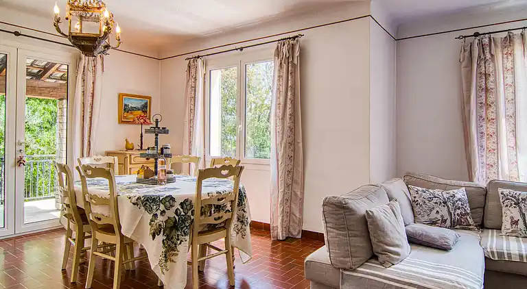 Holiday home in Entrecasteaux