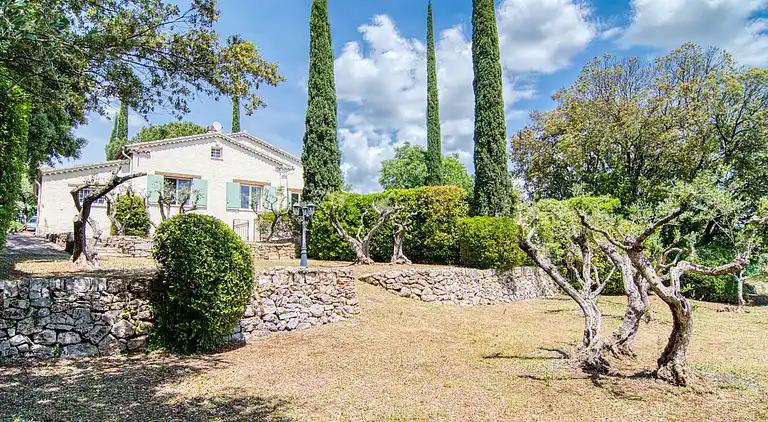 Holiday home in Entrecasteaux