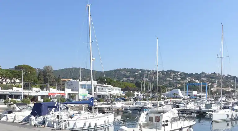 Holiday home in Saint-Aygulf