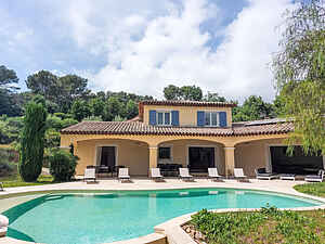 Hytte i Roquefort-les-Pins