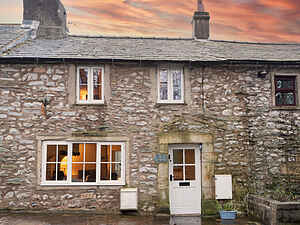 Village house in Ingleton