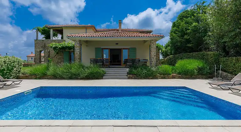 Holiday home in Buje