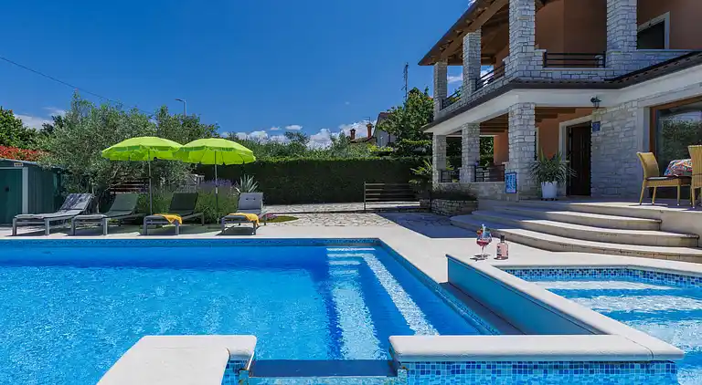 Holiday home in Buje