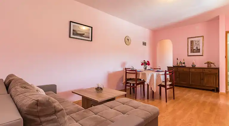 Feriebolig i Nova Vas