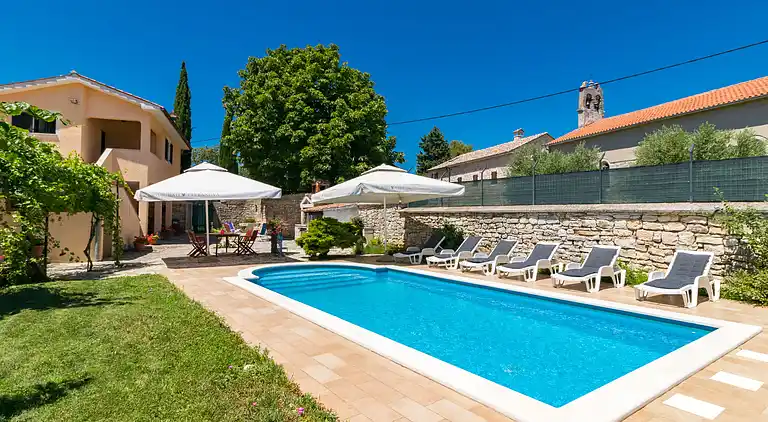 Feriebolig i Višnjan