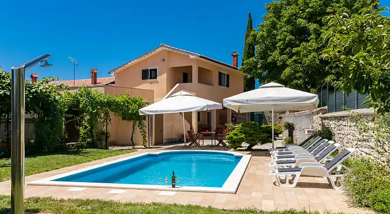 Feriebolig i Višnjan