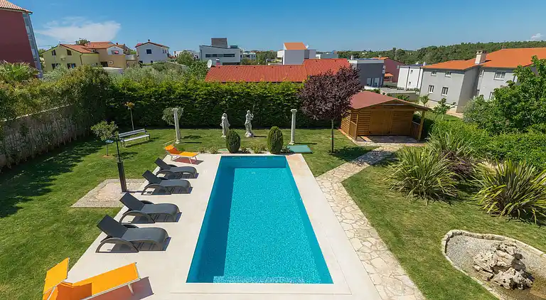 Holiday home in Pula