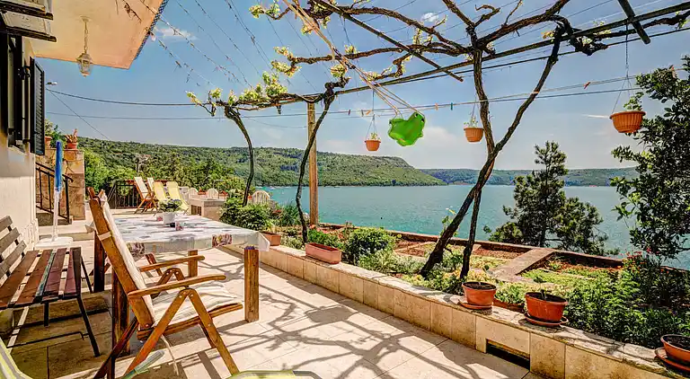 Holiday home in Trget