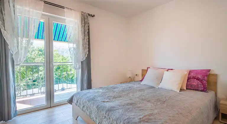 Holiday home in Drivenik